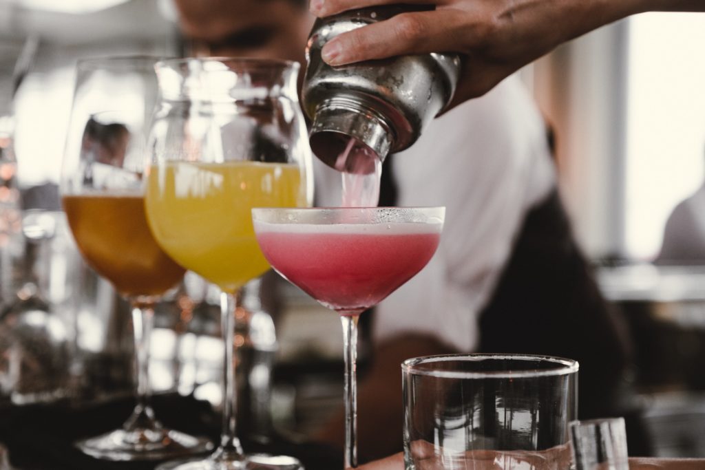 La mimologie des cocktails
